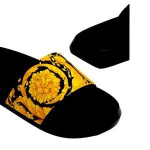 VERSACE 
Barocco Print Rubber Slippers, Brand Size 40 (US Size 7 )